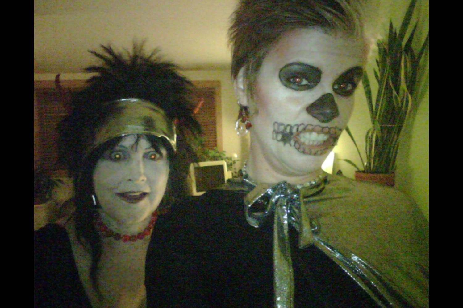 Ghoulfriends2
